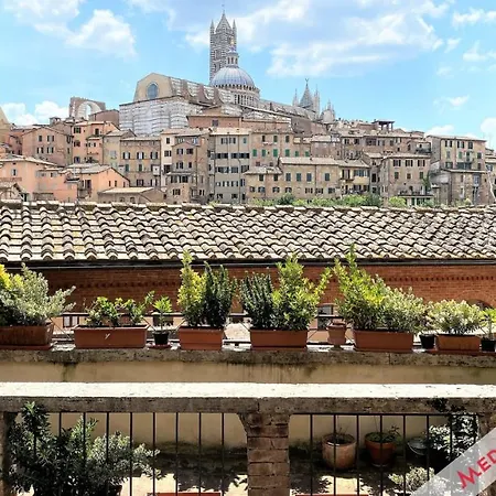 Apartment Camporegio 31- In Centro Con Vista Sul Duomo Siena
